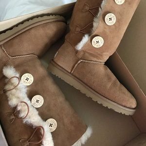 Bailey Button Ugg boots